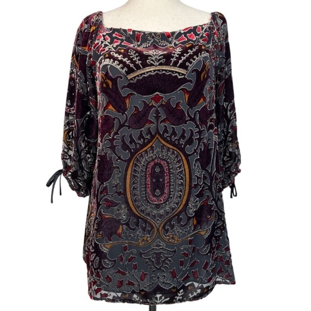 Alice and Olivia Alecia Off‎ Shoulder Top Baroque Burnout Paisley Size Small